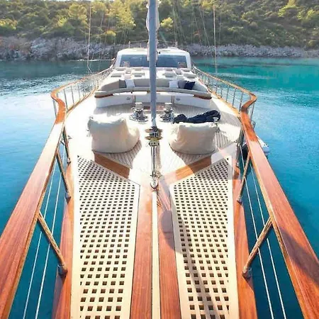 Luxury Inside Szálloda Bodrum