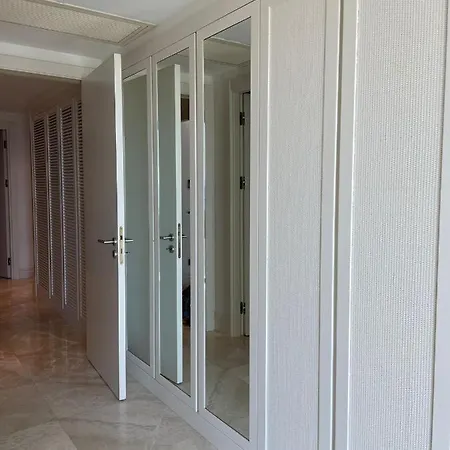 Luxury Inside فندق بودروم
