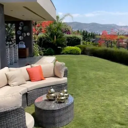 Luxury Inside فندق بودروم