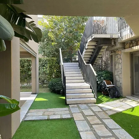 Luxury Inside فندق *
