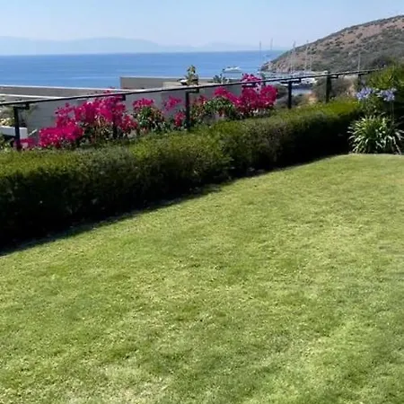 Luxury Inside بودروم