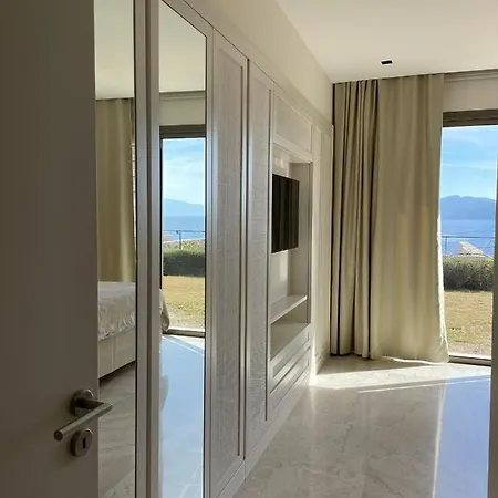Luxury Inside بودروم