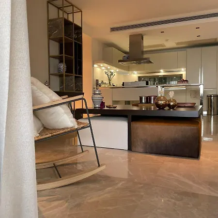Luxury Inside فندق بودروم